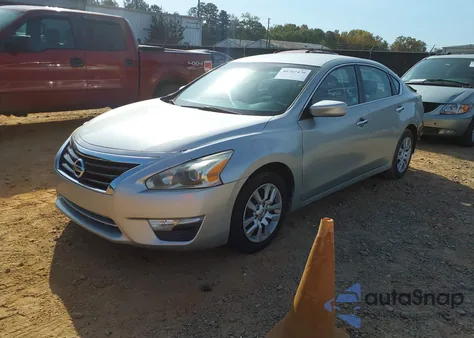 2015 Nissan Altima 2.5/2.5 S/2.5 Sl/2.5 Sv from USA, damaged, VIN 1N4AL3AP9FC430194